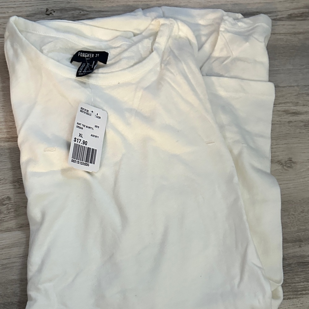 Forever 21 Cream Casual long sleeve Tee XL